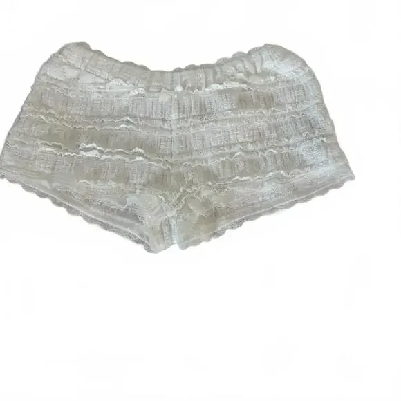 NWOT Edikted Lucy Ruffled Lace Shorts Sz XS - Picture 4 of 10